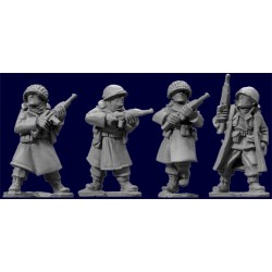 U.S. American Infantry in Greatcoats with Carbines 28mm WWII ARTIZAN DESIGN