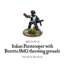 Italian Paratrooper with Beretta SMG throwing Grenade 28mm WWII WARLORD GAMES